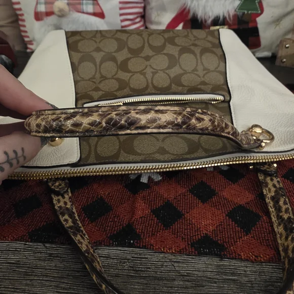 Coach Kacey Satchel Bag In Colorblock - Picture 12 of 15